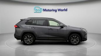 Toyota RAV4 VVT-I DESIGN