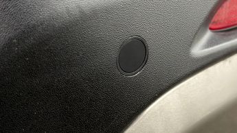 Toyota RAV4 VVT-I DESIGN