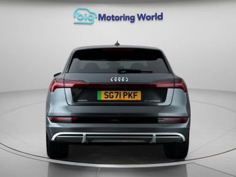 Audi e-tron QUATTRO S LINE
