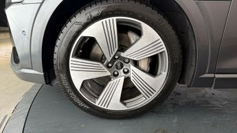 Audi e-tron QUATTRO S LINE
