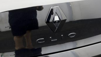 Renault Clio E-TECH ENGINEERED