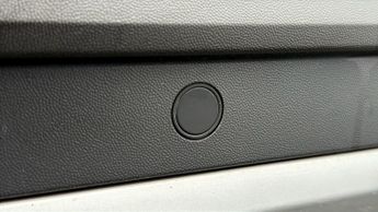 Volkswagen T-Roc LIFE TSI DSG