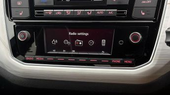 SEAT Mii BASE