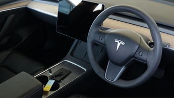 Tesla Model 3 MODEL 3