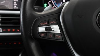 BMW 3 Series 330E SPORT PRO
