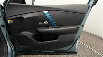 Citroen e-C4 SHINE PLUS