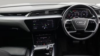 Audi e-tron QUATTRO SPORT