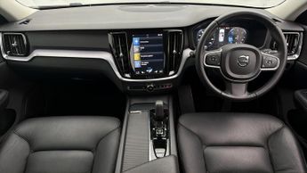 Volvo V60 B4 MOMENTUM