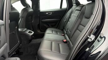Volvo V60 B4 MOMENTUM