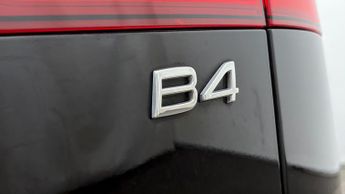 Volvo V60 B4 MOMENTUM