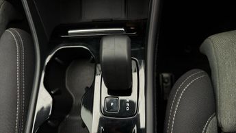 Volvo XC40 RECHARGE T4 PLUS