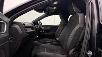 Volvo XC40 RECHARGE T4 PLUS