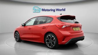 Ford Focus ST-LINE X EDITION