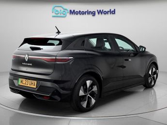 Renault Megane E-Tech EQUILIBRE