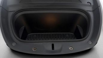 Tesla Model Y BASE