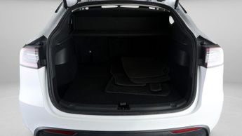 Tesla Model Y BASE