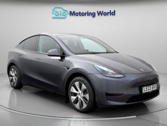 Tesla Model Y BASE