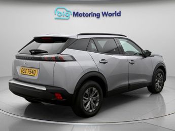 Peugeot E-2008 ACTIVE PREMIUM PLUS