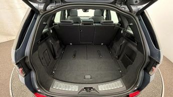 Land Rover Discovery Sport R-DYNAMIC SE