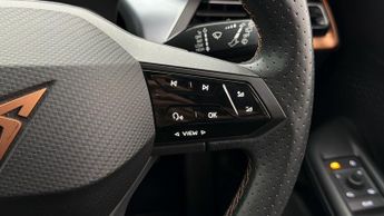 CUPRA Born V1