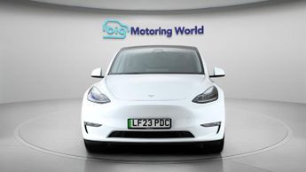 Tesla Model Y LONG RANGE AWD