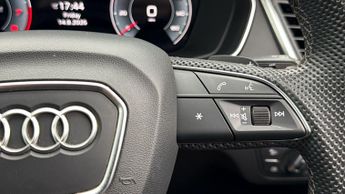 Audi Q5 SPORTBACK TFSI QUATTRO S LINE EDITION 1