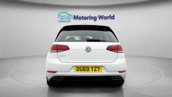 Volkswagen Golf R-LINE TDI DSG
