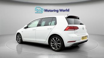 Volkswagen Golf R-LINE TDI DSG