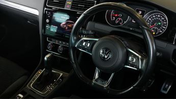 Volkswagen Golf R-LINE TDI DSG