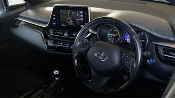 Toyota C-HR DYNAMIC