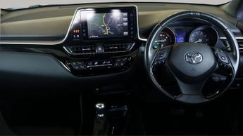 Toyota C-HR DYNAMIC