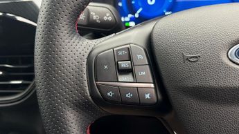 Ford Kuga ST-LINE EDITION