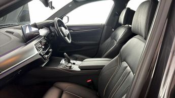 BMW 5 Series 530E M SPORT