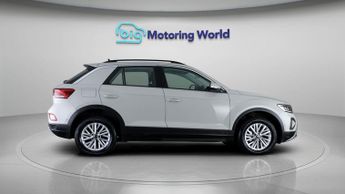 Volkswagen T-Roc LIFE TSI DSG