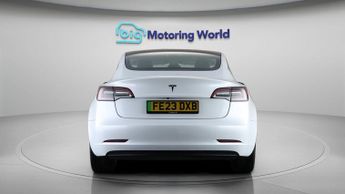 Tesla Model 3 LONG RANGE