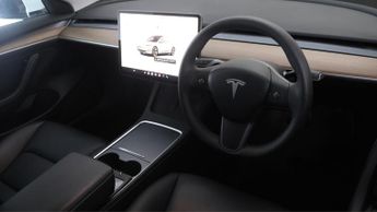 Tesla Model 3 LONG RANGE