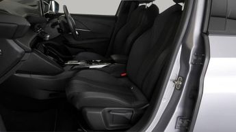 Peugeot E-208 GT