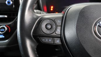 Toyota Corolla ICON TECH