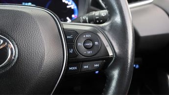 Toyota Corolla ICON TECH