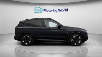 BMW iX3 M SPORT PRO