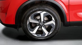 Nissan Qashqai DIG-T N-CONNECTA DCT