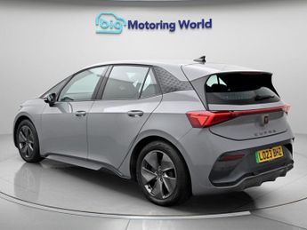 CUPRA Born V1