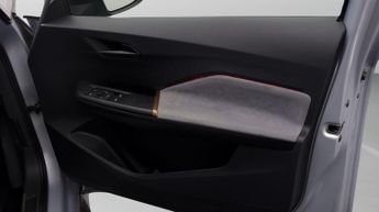 CUPRA Born V1