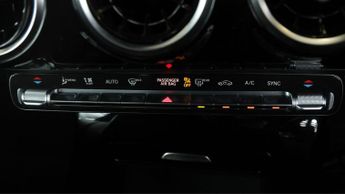 Mercedes-Benz CLA CLA 180 AMG LINE