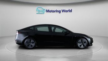Tesla Model 3 MODEL 3