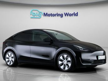 Tesla Model Y BASE