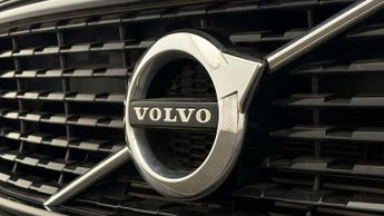 Volvo XC40 RECHARGE T5 R-DESIGN PRO
