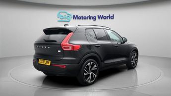 Volvo XC40 RECHARGE T5 R-DESIGN PRO