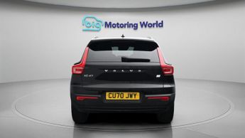 Volvo XC40 RECHARGE T5 R-DESIGN PRO