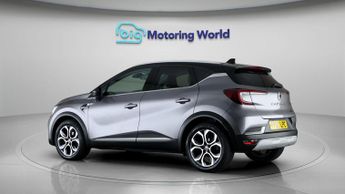 Renault Captur TECHNO E-TECH